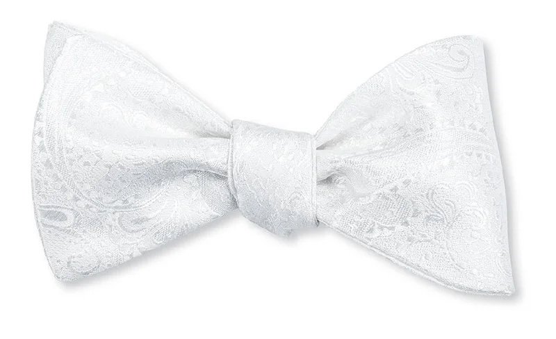 White Paisley Bow Tie - B4216