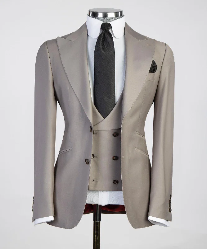 Three-Pieces Suit