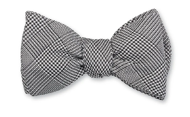 Black/White Glen Plaid Bow Tie - B466