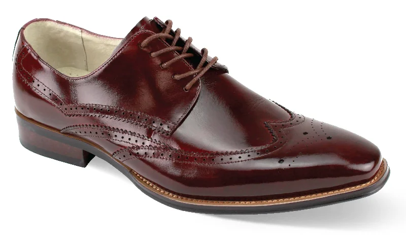 Gentlemen Classic Footwear Collection: Wingtip Lace Shoes in Burgundy